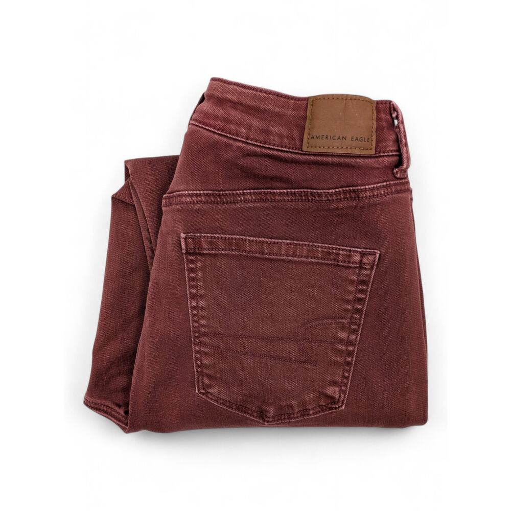 AMERICAN EAGLE OUTFITTERS "Mom Jean" Stretch High Waist Burgundy - Size 6 - Picture 4 of 7
